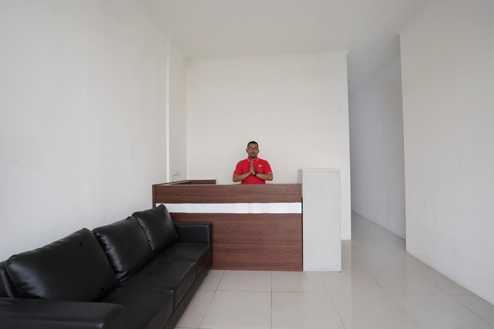 Super Oyo 2183 Cibeureum Residence Bandung Eksteriør billede