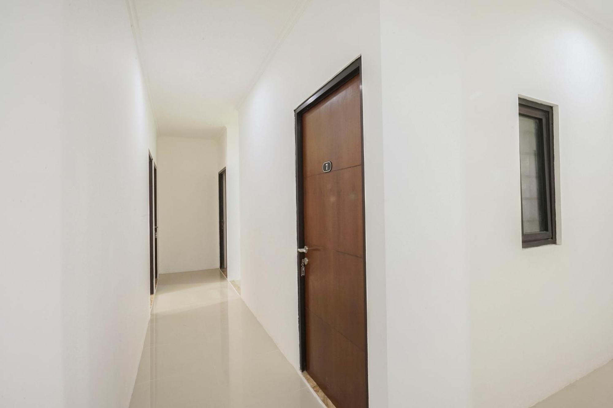 Super Oyo 2183 Cibeureum Residence Bandung Eksteriør billede